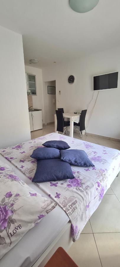 Apartman Scotti Kaštela Exteriér fotografie