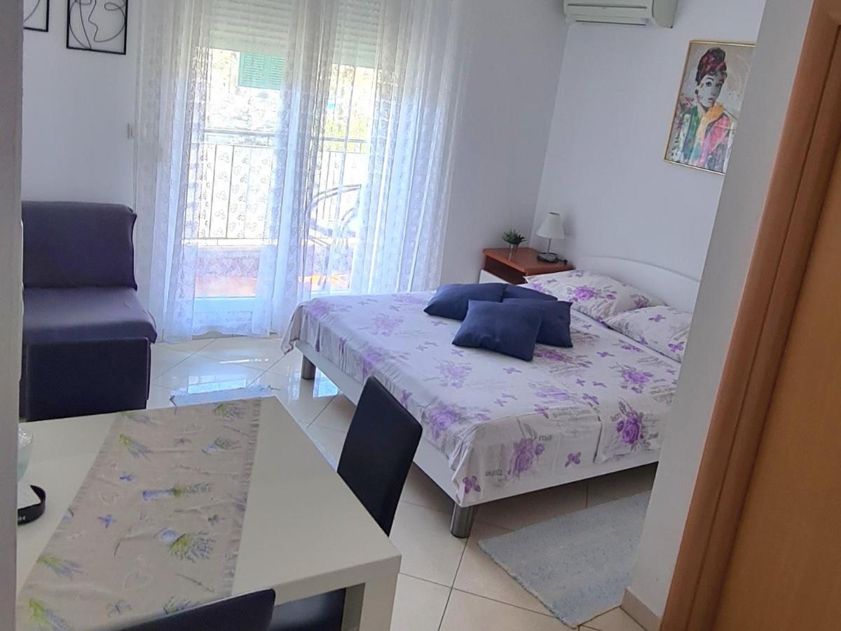 Apartman Scotti Kaštela Exteriér fotografie